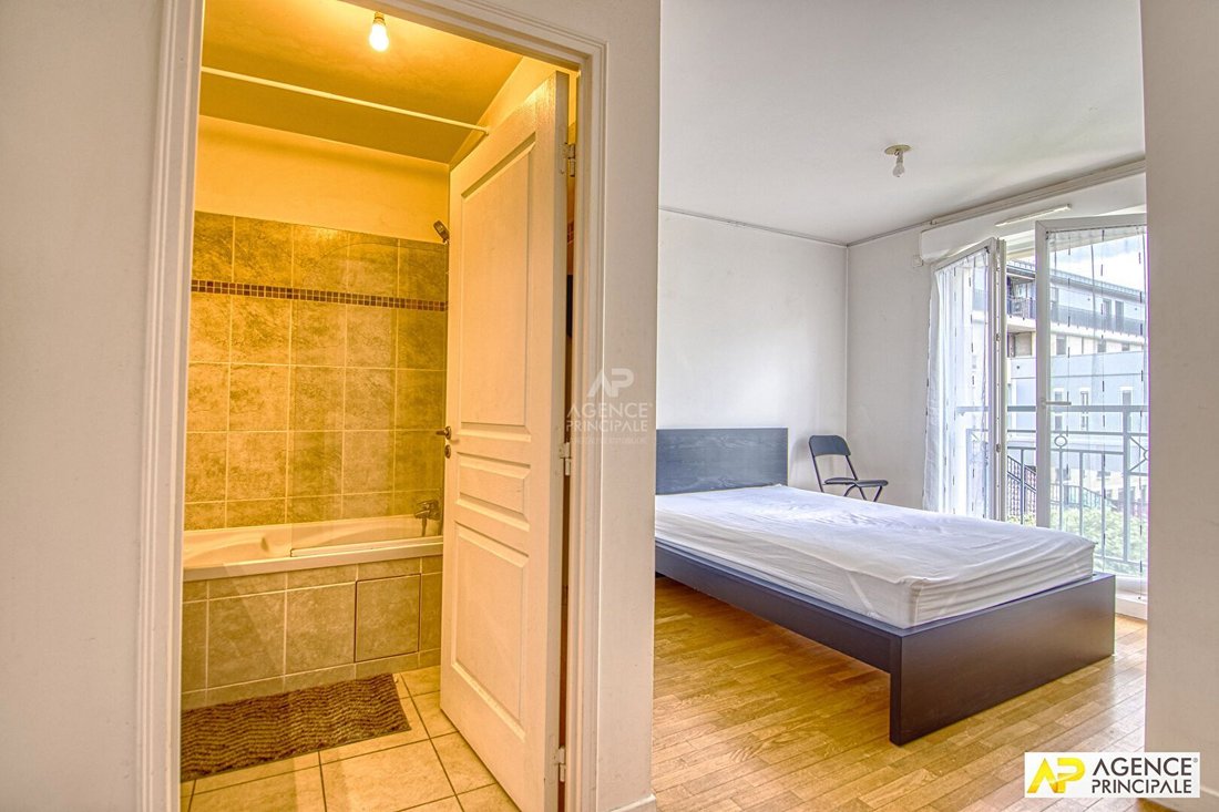Apartment in Epinettes, Issy-les-Moulineaux, France 5 - 16066415
