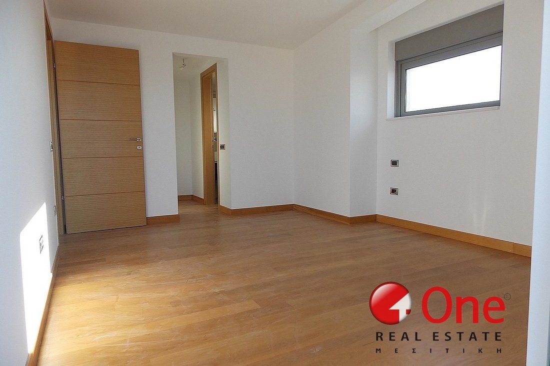 House in Glyfada, Attica, Greece 3 - 17932137