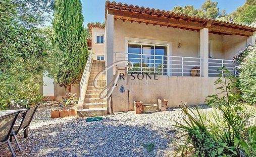 Villa in Nord, Sanary-sur-Mer, France 1