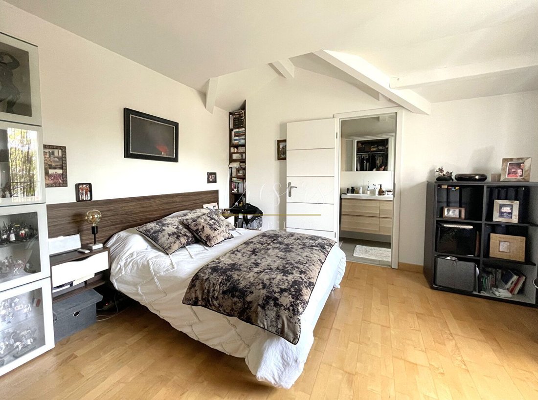 House in Divonne-les-Bains, Auvergne-Rhône-Alpes, France 5 - 17917858
