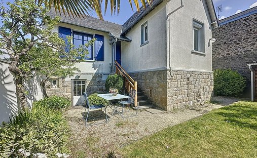 House in Gare-La Saudrais-La Vicomte, Dinard, France 1