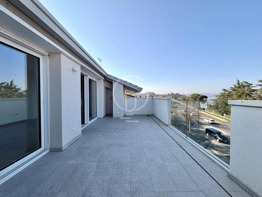 Apartment in Rivoltella, Desenzano del Garda, Lombardy 5 - 17931439