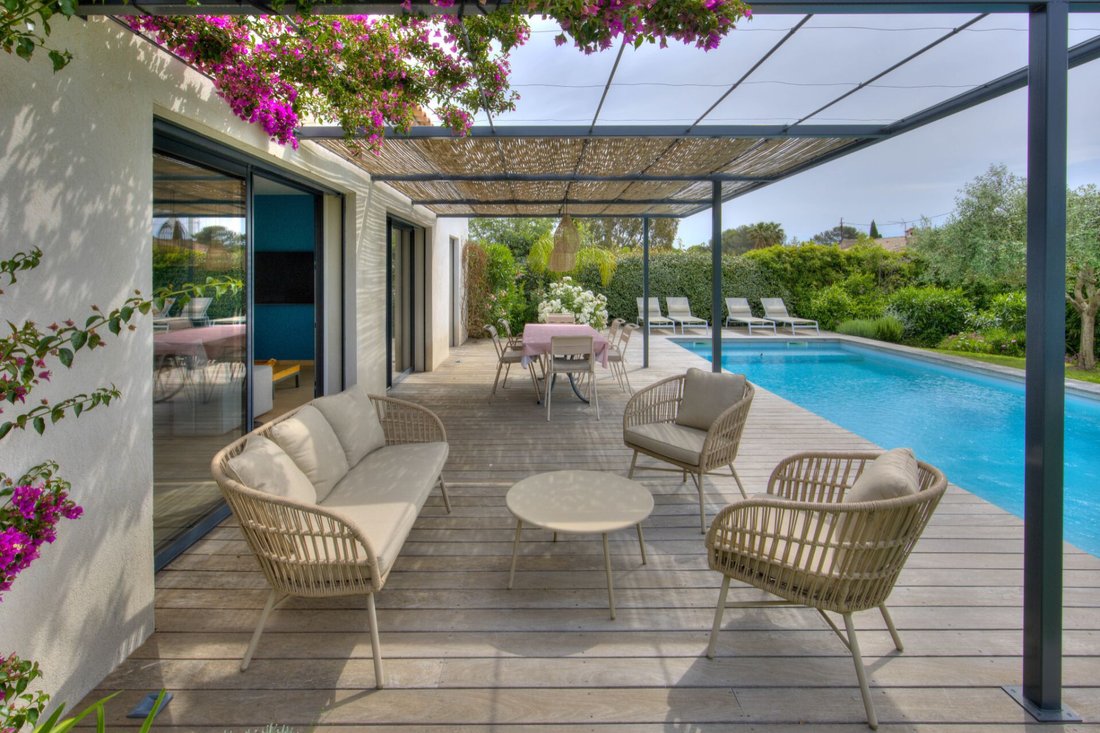 Villa in Grimaud, Provence-Alpes-Côte d'Azur, France 4 - 17929449