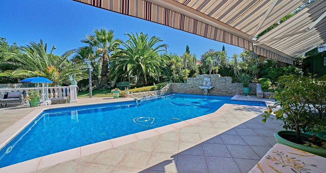 Villa in Le Dramont-Agay-Anthéor-Le Trayas, Saint-Raphaël, France 3 - 17629150