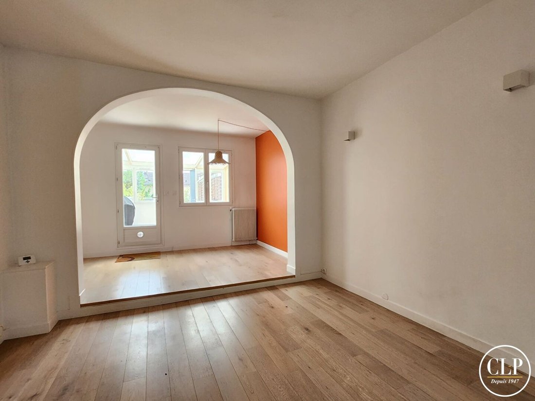 Haus in Fontenay-sous-Bois, Île-de-France, Frankreich 1 - 16074470