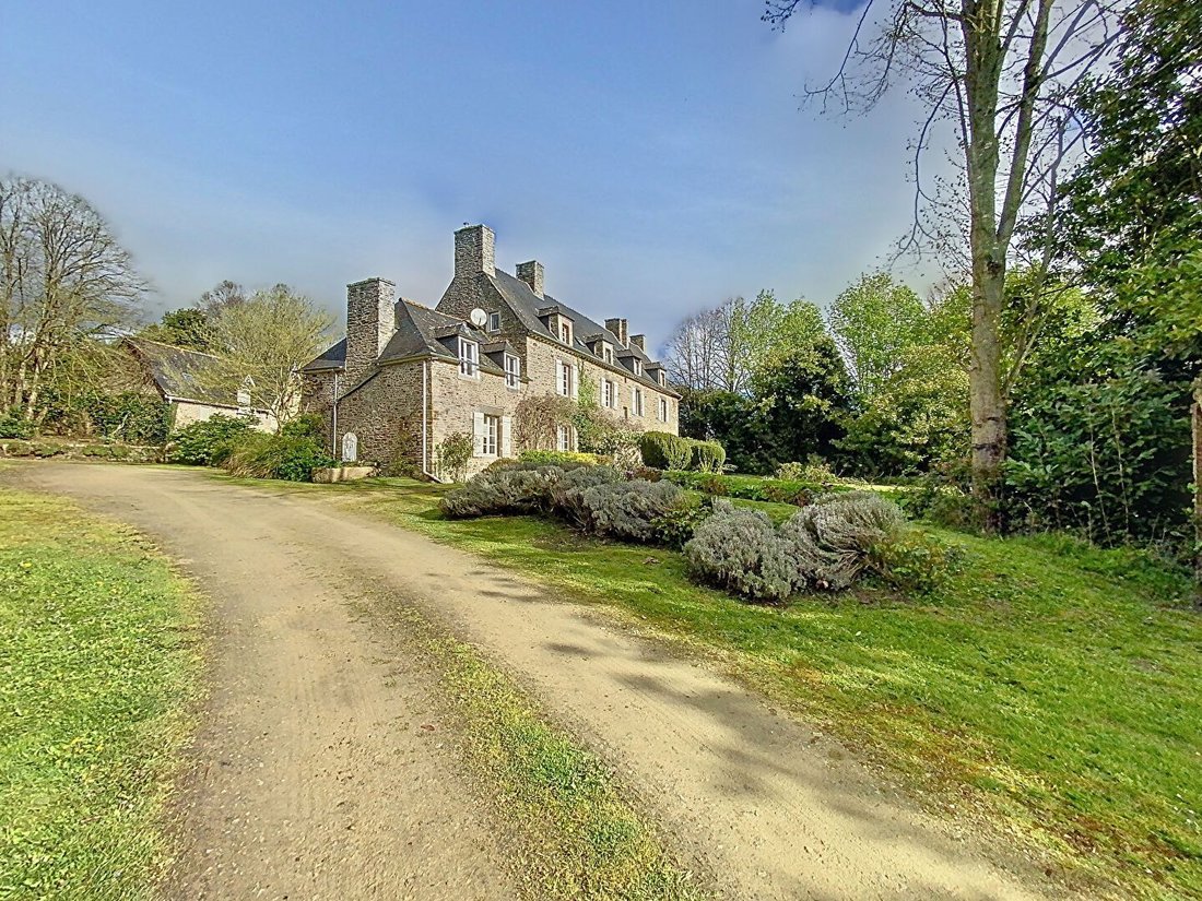 House in Plouer-sur-Rance, Brittany, France 2 - 16837624