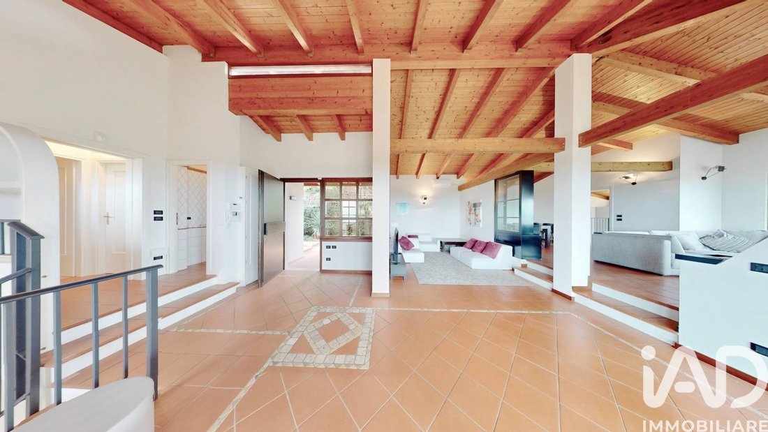 Villa in Soiano del Lago, Lombardy, Italy 4 - 17941673