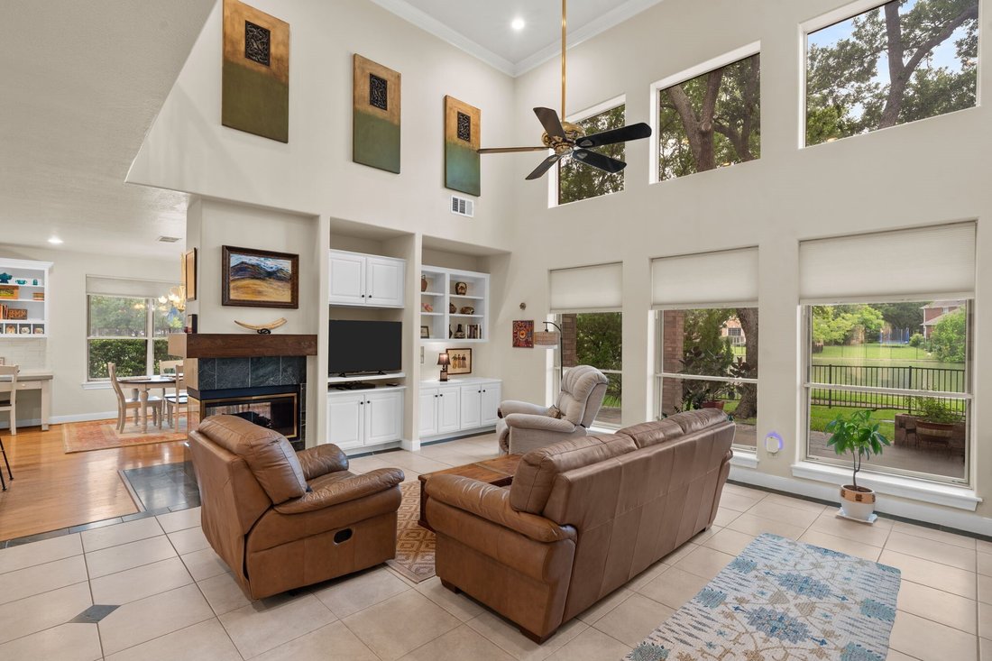 House in Sugar Land, Texas, United States 2 - 17931436