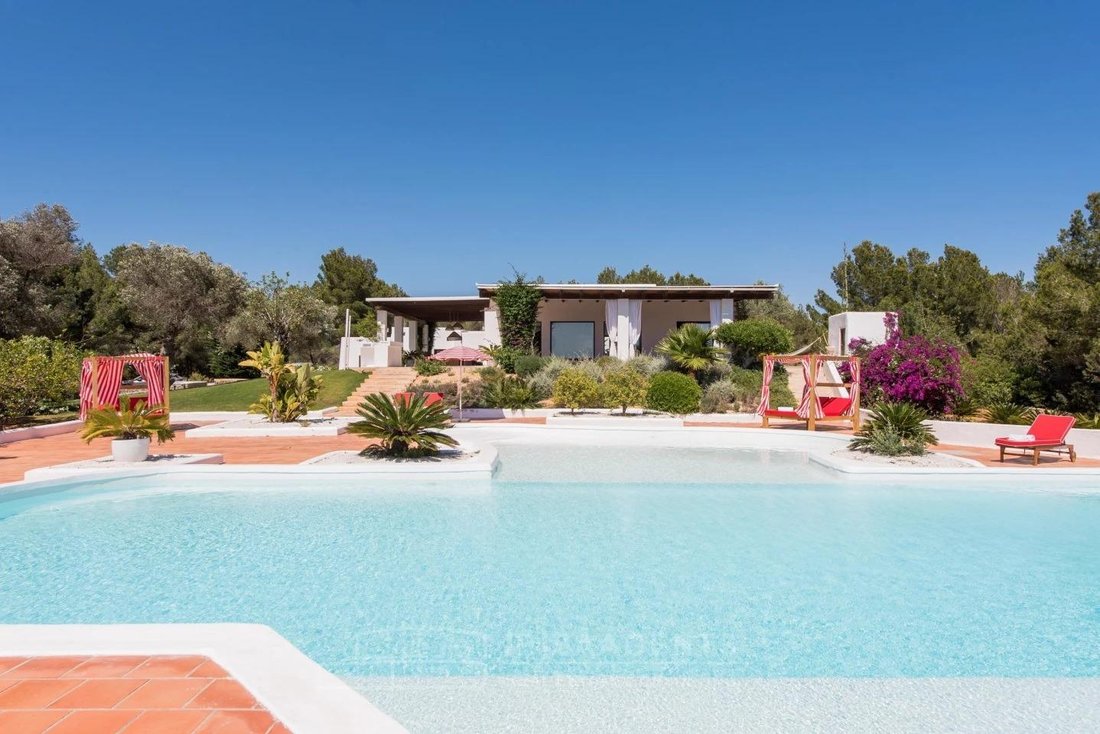 Villa in Sant Antoni de Portmany, Balearic Islands, Spain 5 - 17941138