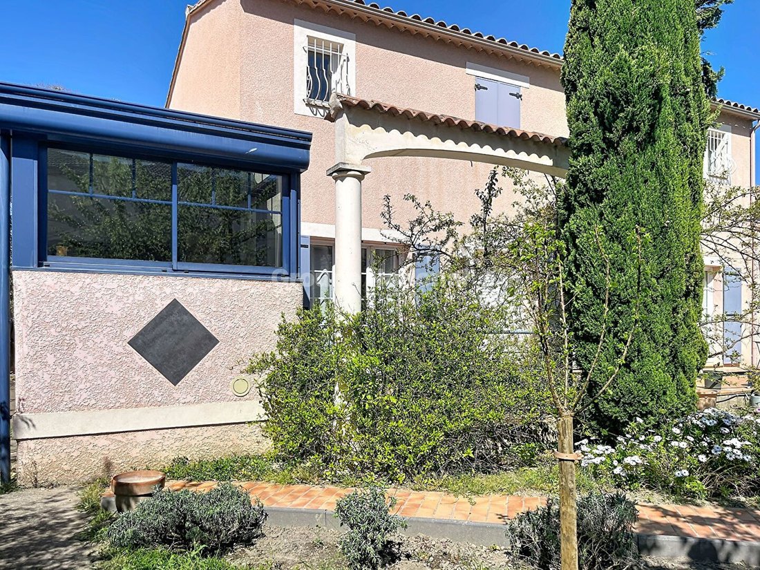 House in Avignon, Provence-Alpes-Côte d'Azur, France 2 - 17844453