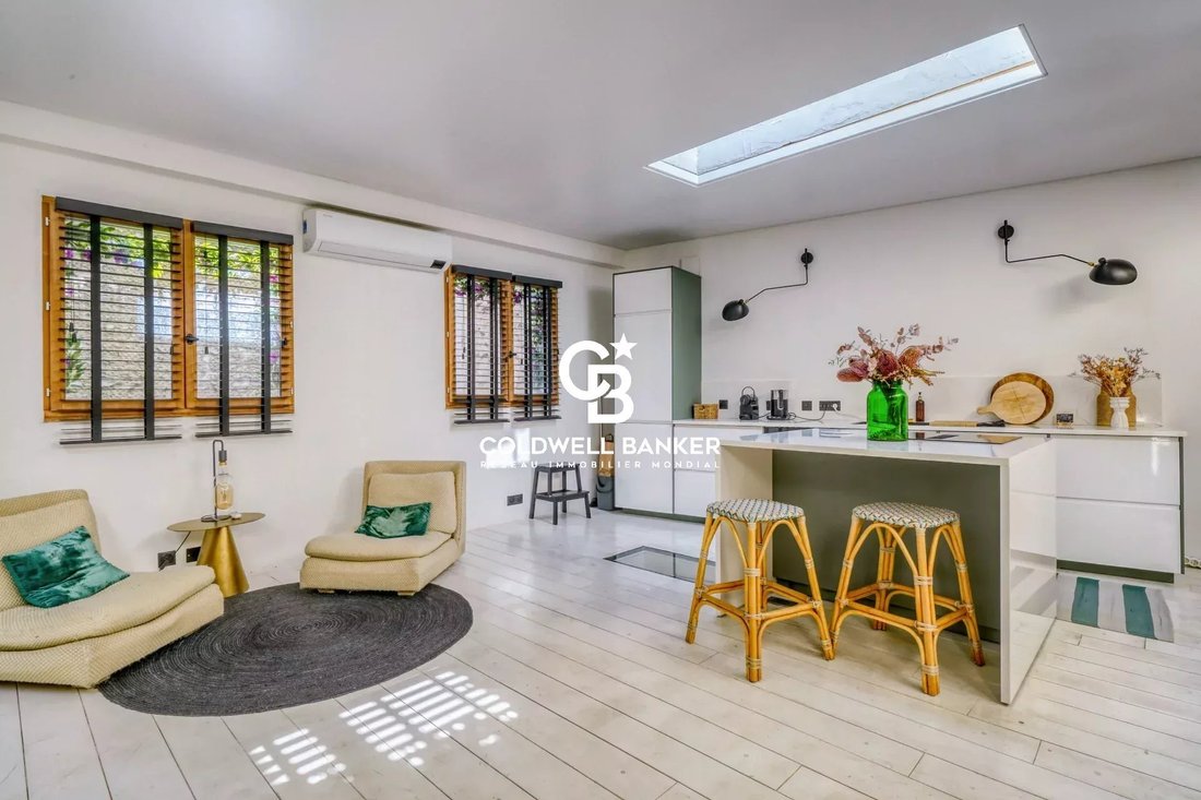Apartment in Grand Parc-Chartrons-Paul Doumer, Bordeaux, France 2 - 15693001