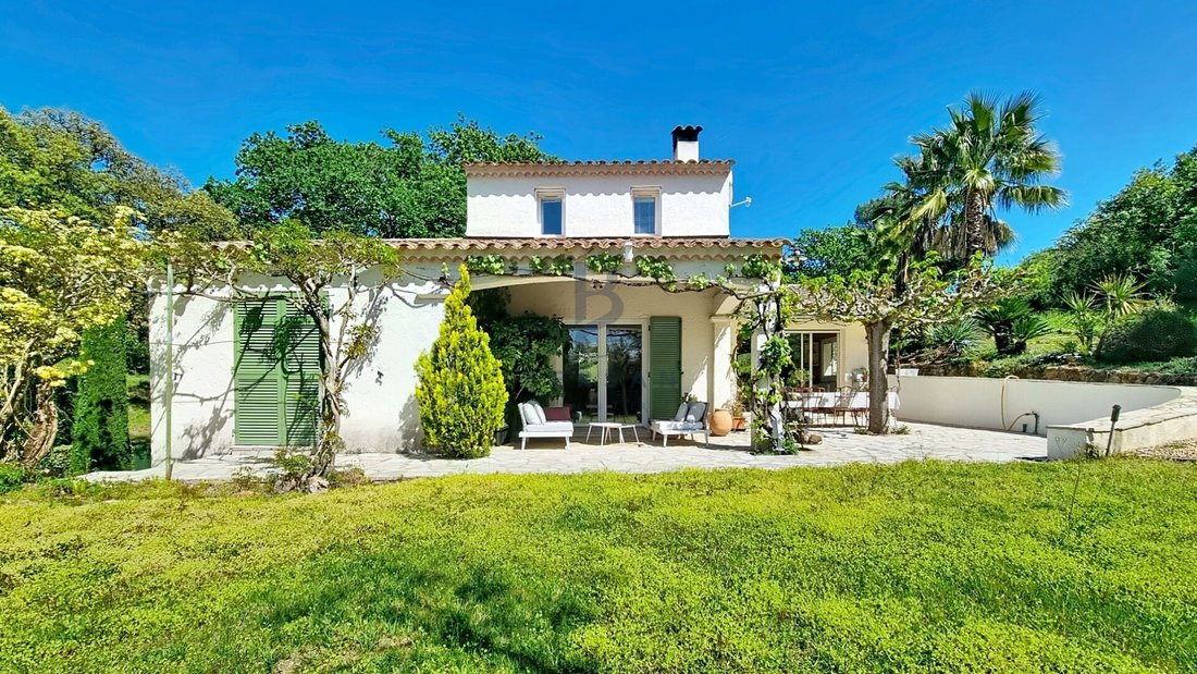 Villa in Exterieurs, Frejus, France 2 - 17103975