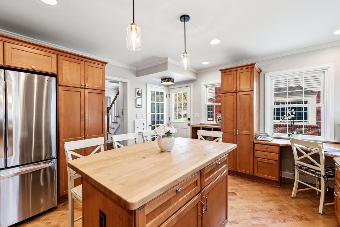 House in Wauwatosa, Wisconsin, United States 5 - 17937051