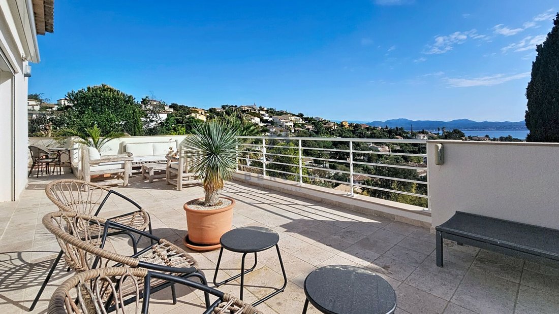 Villa in Exterieurs, Frejus, France 4 - 17673557