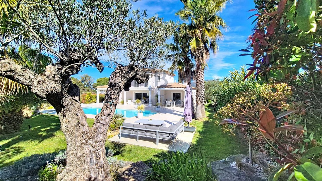 Villa in Le Dramont-Agay-Anthéor-Le Trayas, Saint-Raphaël, France 4 - 17524208