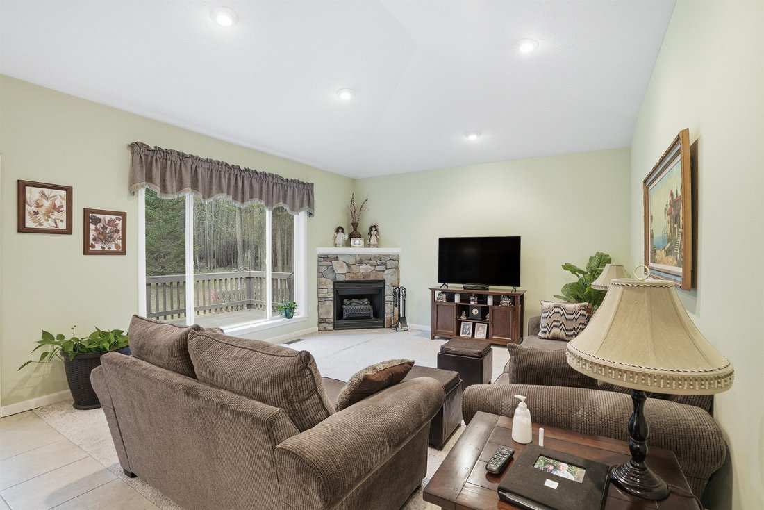 House in Deer Park, Washington, United States 5 - 17940662