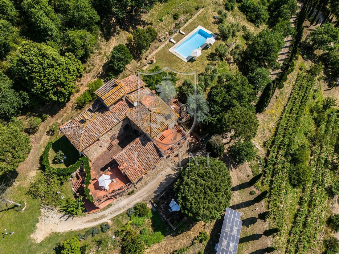 Castle in Sinalunga, Tuscany, Italy 5 - 17941670