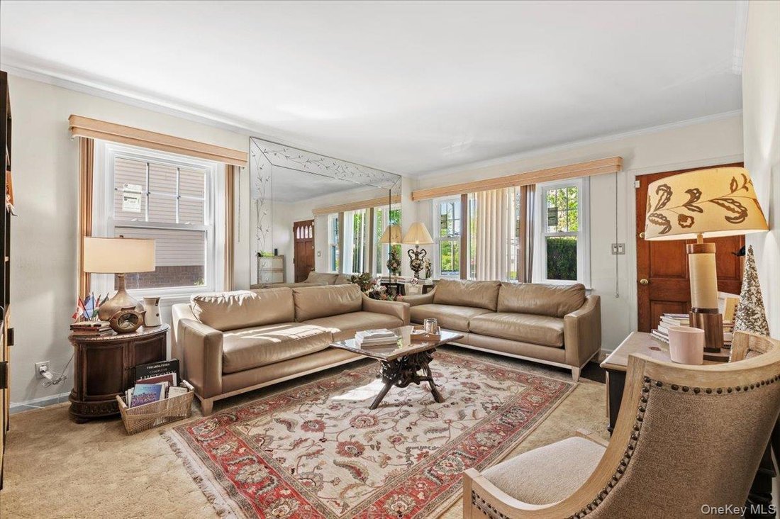 House in New York, New York, United States 4 - 17928771