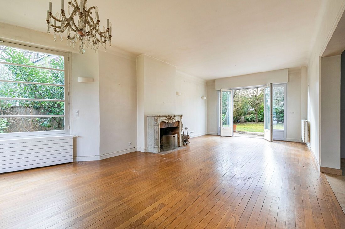 House in Napoleon, Maisons-Laffitte, France 2 - 17142531
