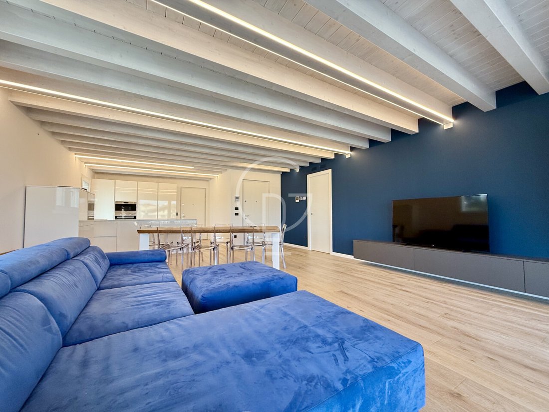Apartment in San Felice del Benaco, Lombardy, Italy 3 - 17931456