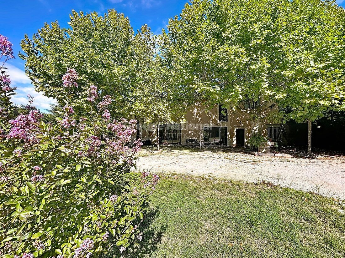 House in Châteaurenard, Provence-Alpes-Côte d'Azur, France 1 - 16473948