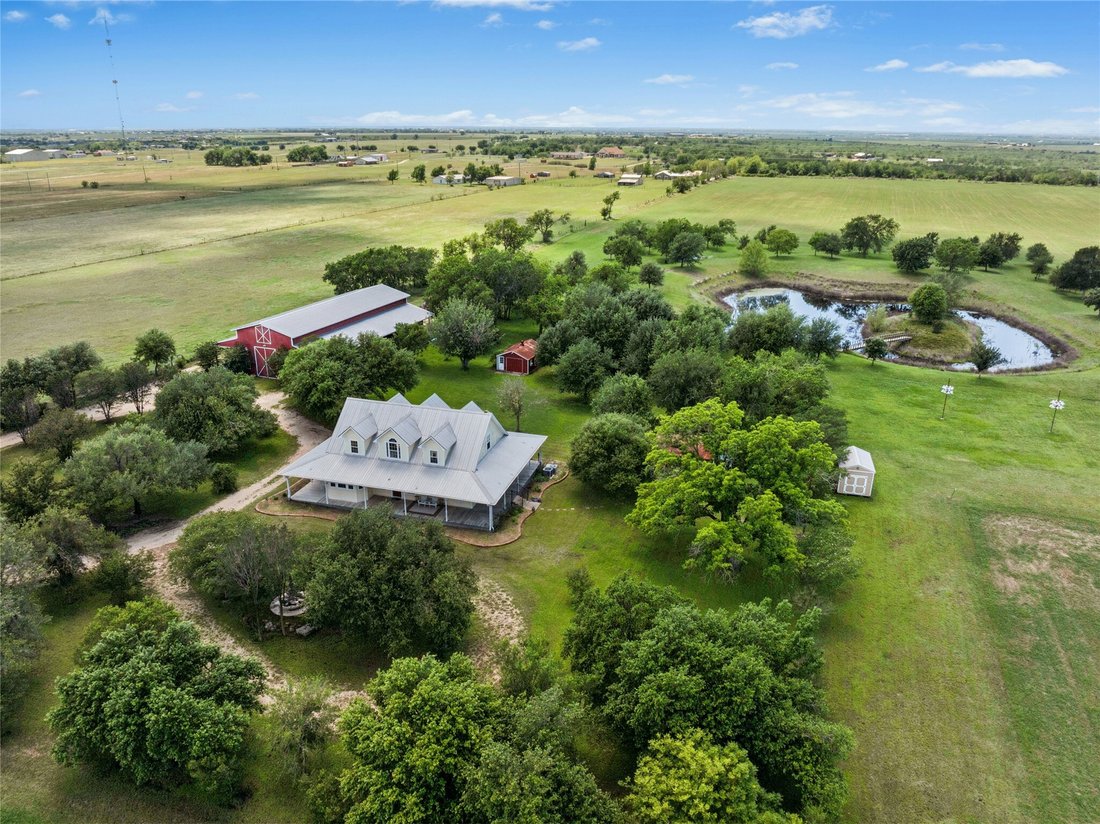 Farm Ranch in Elgin, Texas, United States 2 - 17944818