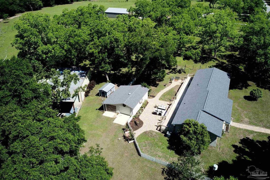 House in Cantonment, Florida, United States 1 - 17931267