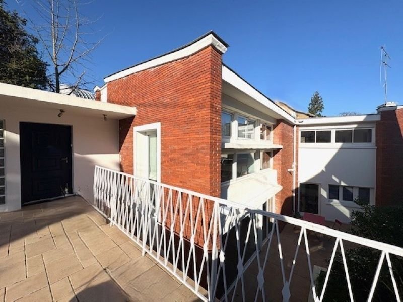 House in Marly-le-Roi, Ile-de-France, France 1 - 16995004