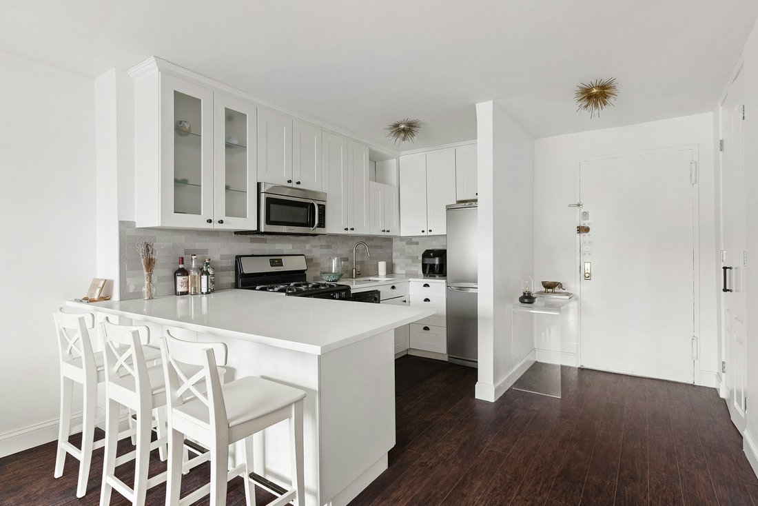 Co Op in New York, New York, United States 3 - 17822525