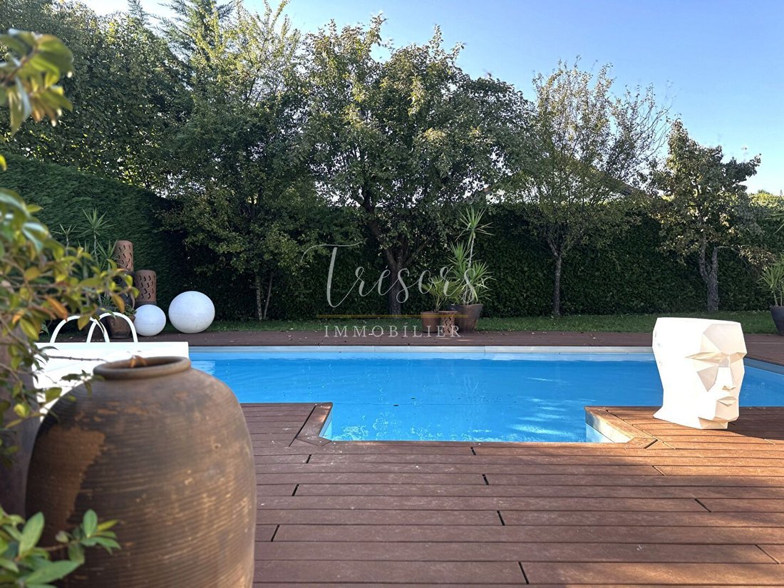 House in Peripherie, Poisy, France 2 - 16284633