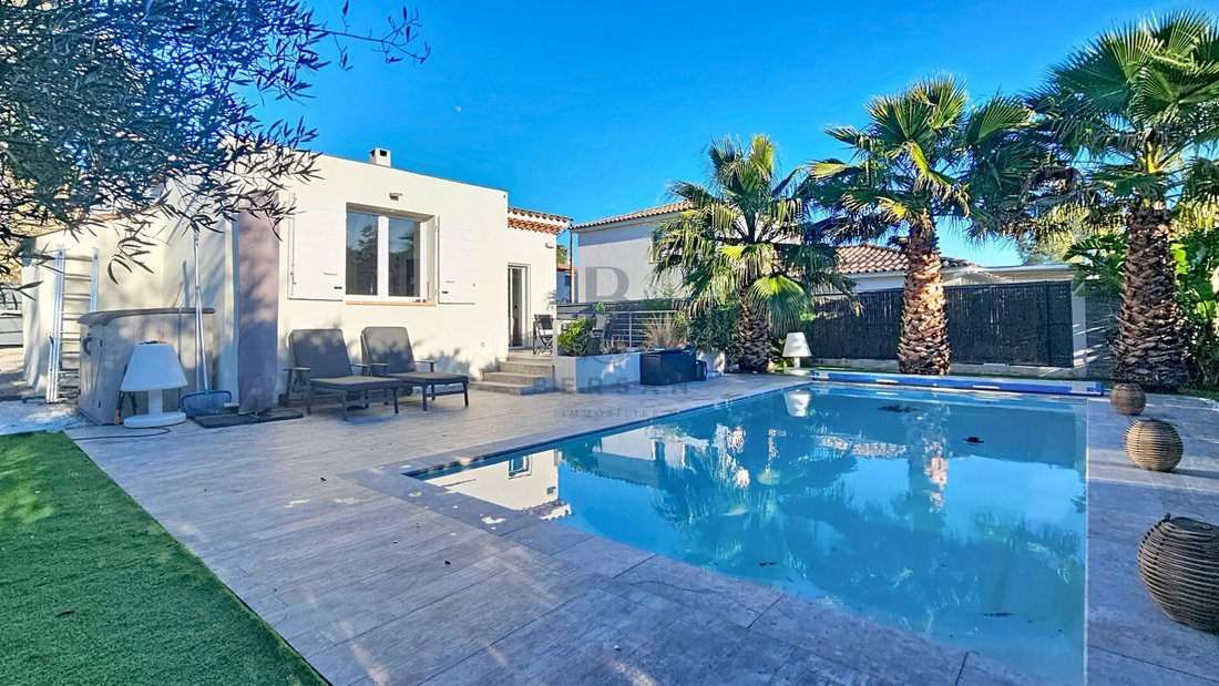 Villa in Exterieurs, Frejus, France 2 - 17042901