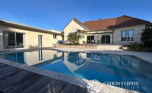 House in Maucor, Nouvelle-Aquitaine, France 1