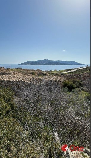 Land in Kimolos, Aegean, Greece 1 - 17930499