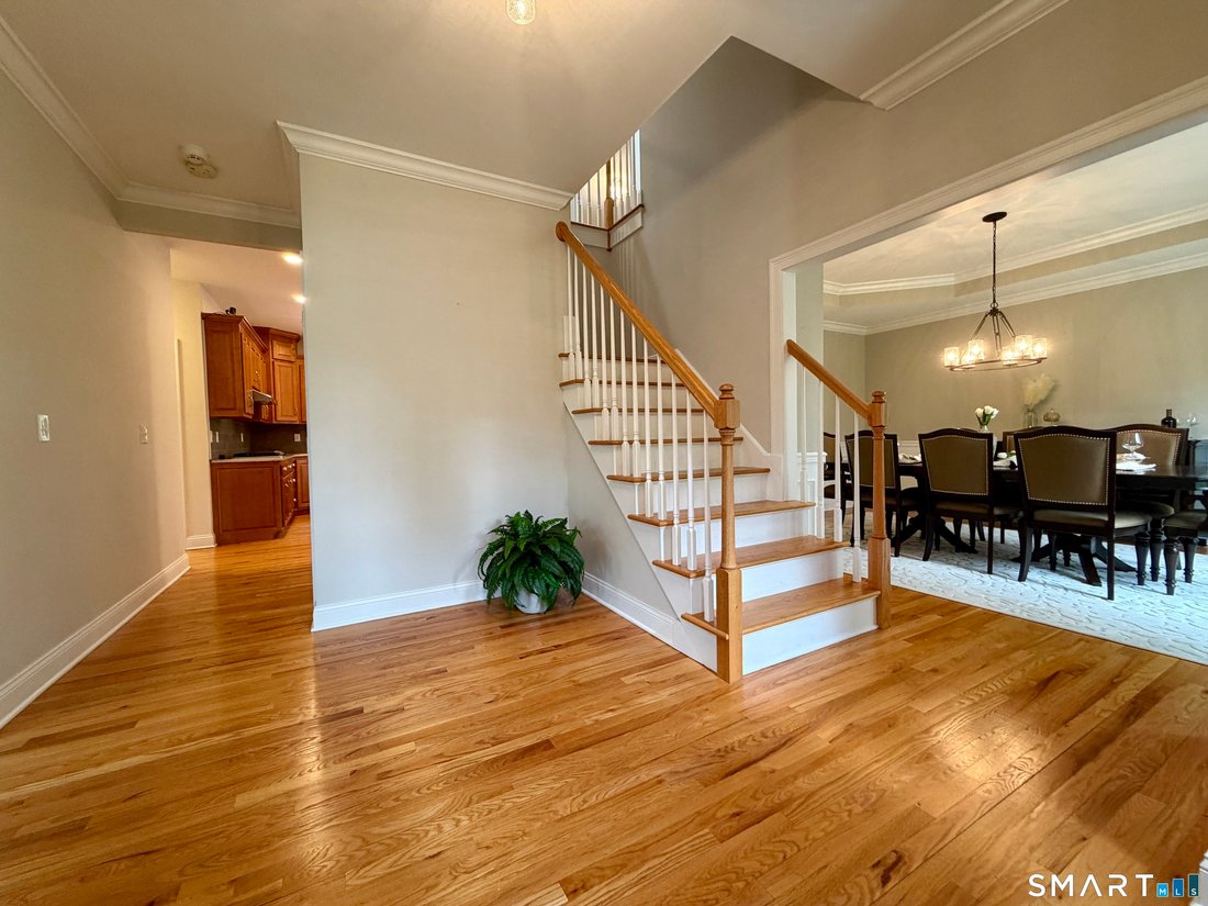 House in Newtown, Connecticut, United States 2 - 17678258