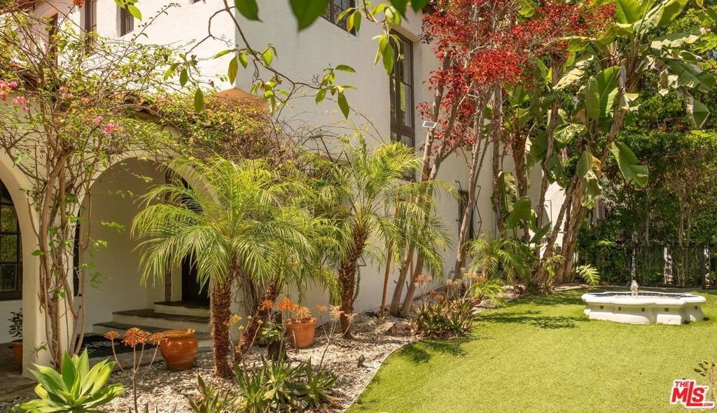 House in Los Angeles, California, United States 4 - 17933767