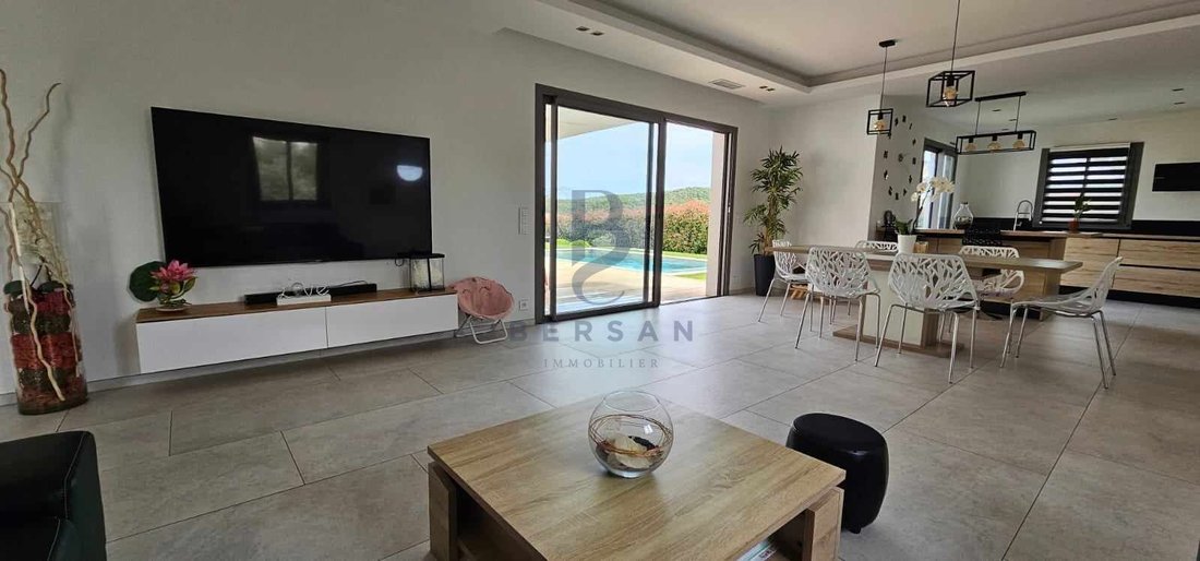 Villa in Le Dramont-Agay-Anthéor-Le Trayas, Saint-Raphaël, France 4 - 16409818