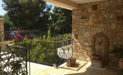 Casa in Ilioupoli, Attica, Grecia 1