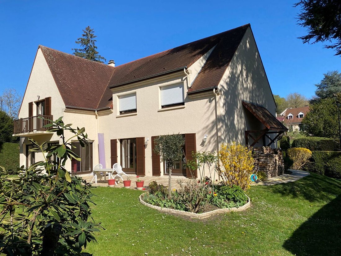 House in L'Étang-la-Ville, Ile-de-France, France 2 - 16506290