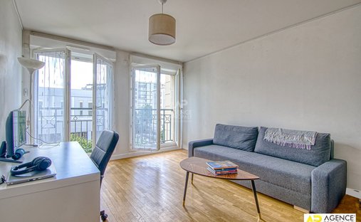 Apartment in Epinettes, Issy-les-Moulineaux, France 1