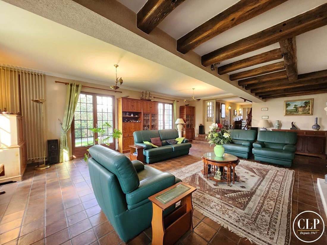 House in Arrondissement of Bobigny, Ile-de-France, France 4 - 17646291