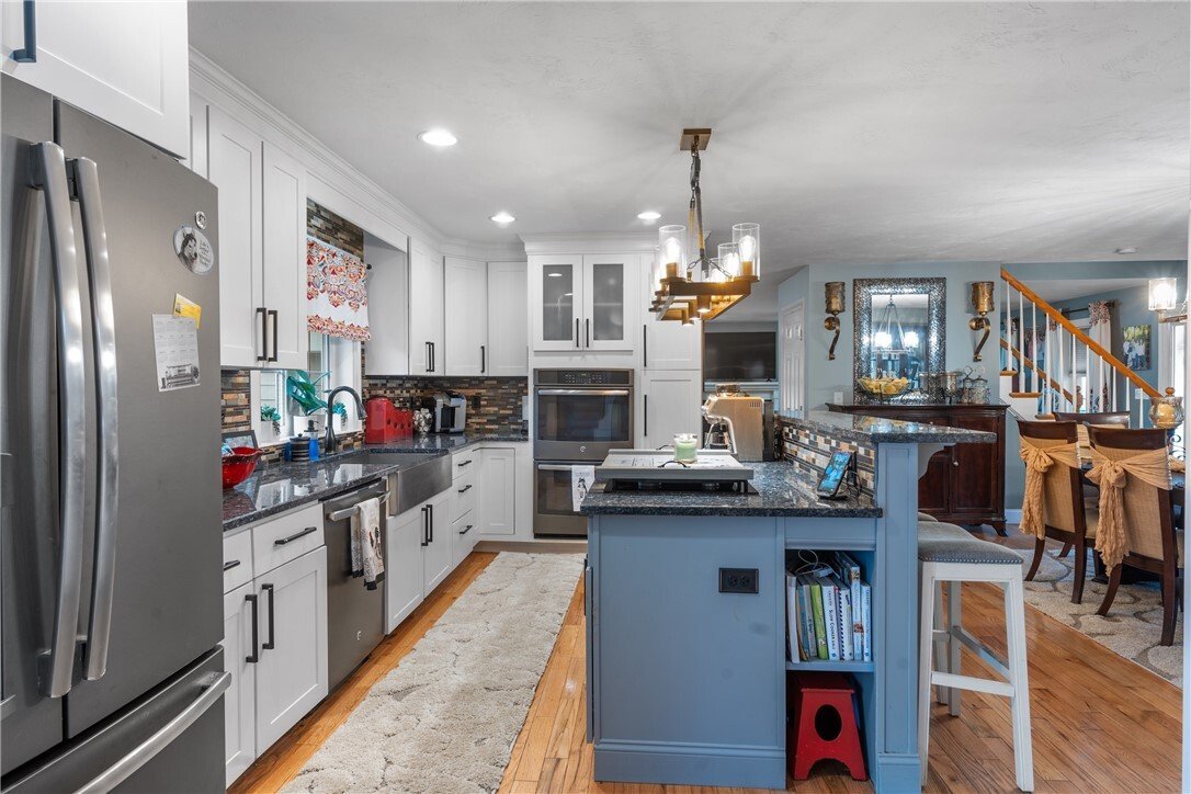 House in Dighton, Massachusetts, United States 3 - 17940681