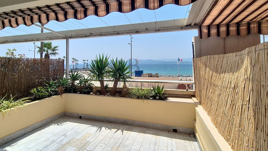 Apartment in Le Dramont-Agay-Anthéor-Le Trayas, Saint-Raphaël, France 3 - 16409077