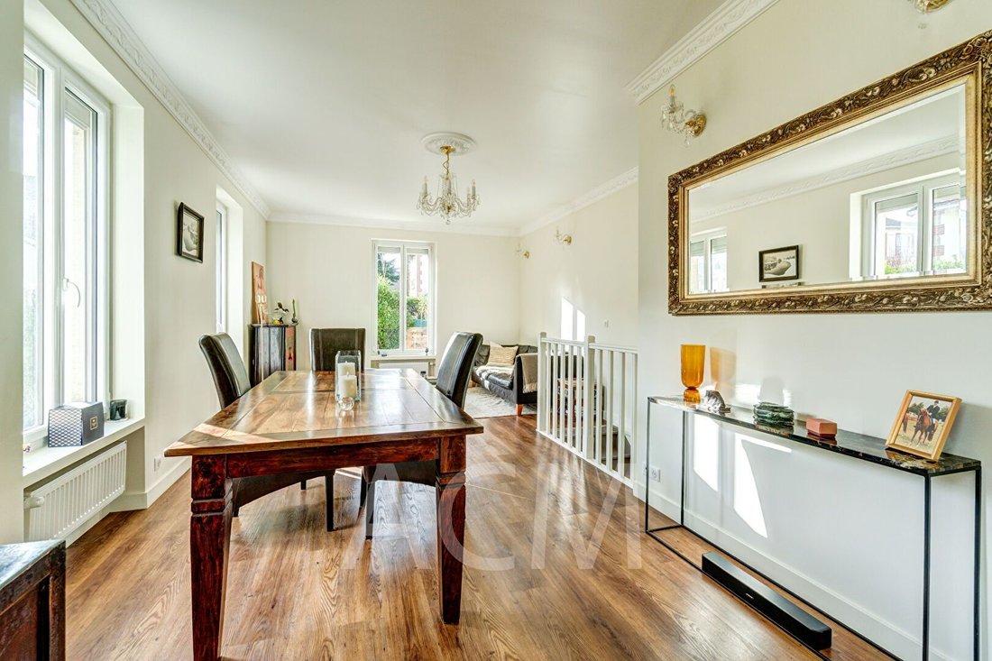 House in Napoleon, Maisons-Laffitte, France 1 - 16947684