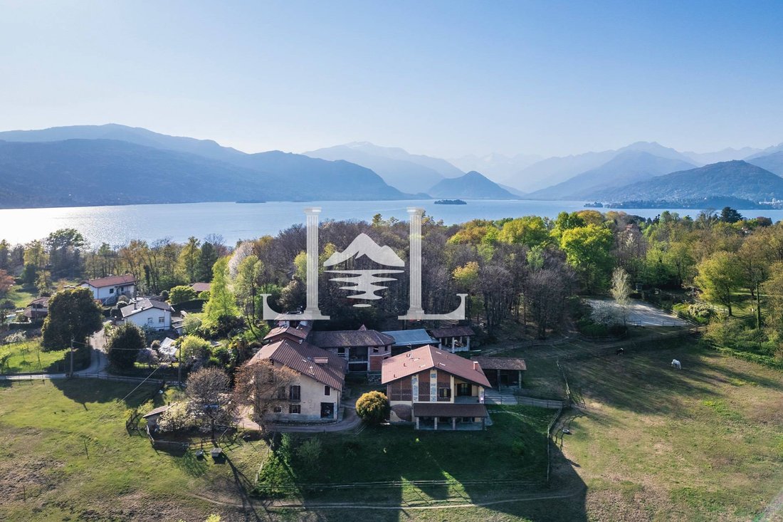 Villa in Leggiuno, Lombardy, Italy 1 - 17936134