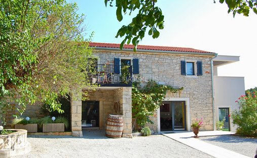 Casa en Baderna - Mompaderno, Istria, Croacia 1