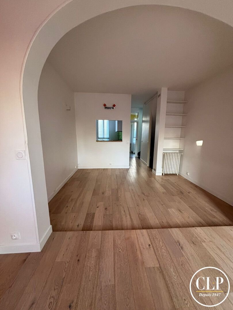 House in Fontenay-sous-Bois, Ile-de-France, France 4 - 16074177