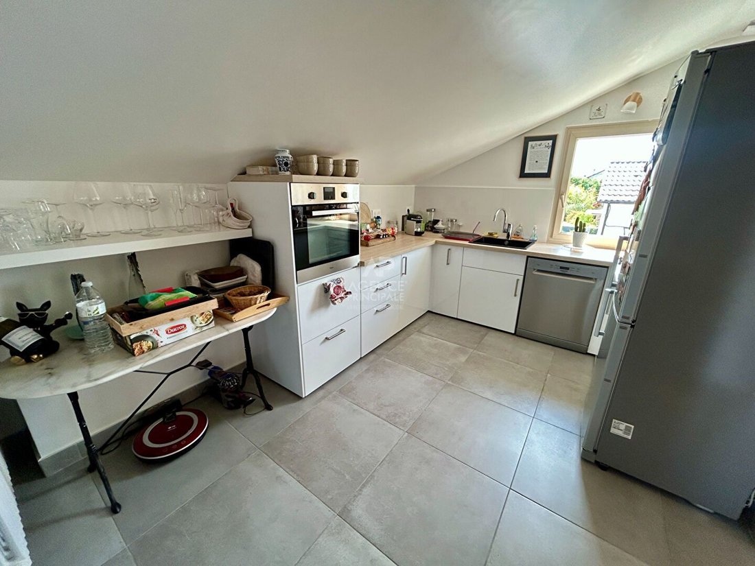 Apartment in Poissy, Ile-de-France, France 4 - 16066811
