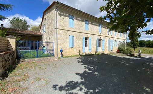 Casa a Blésignac, Nuova Aquitania, Francia 1
