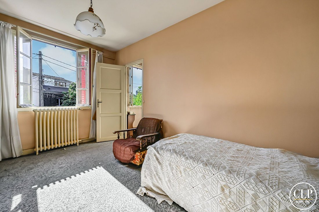 House in Arrondissement of Bobigny, Ile-de-France, France 5 - 16227386