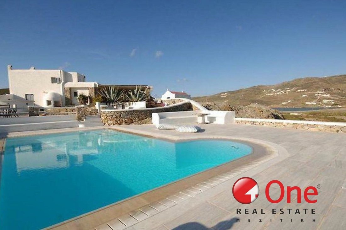 House in Ano Mera Community, Aegean, Greece 3 - 17932063